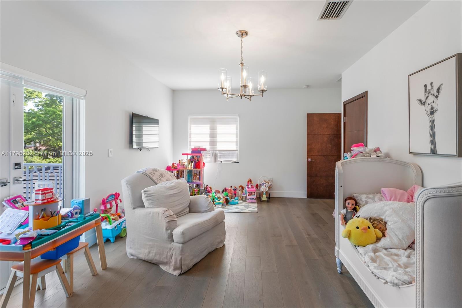 CORAL GABLES GRANADA SEC - Residential