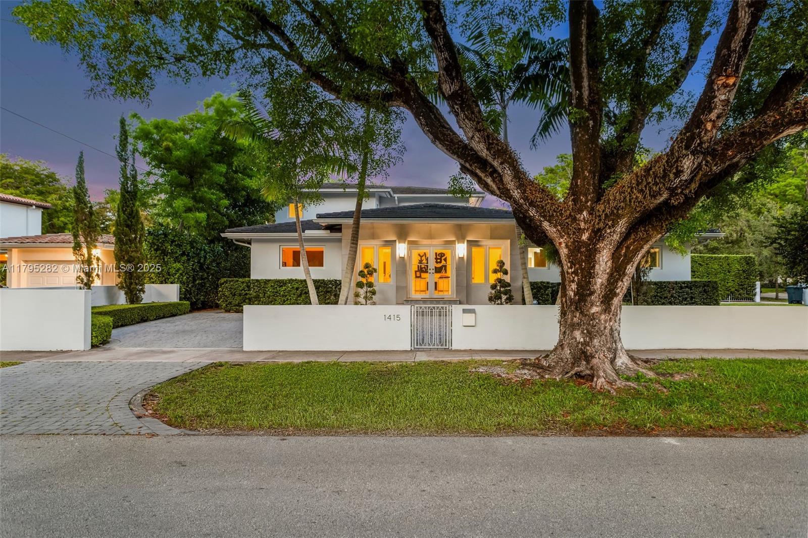 1415 Madrid St, Coral Gables, Broward County, Florida - 4 Bedrooms  
5 Bathrooms - 