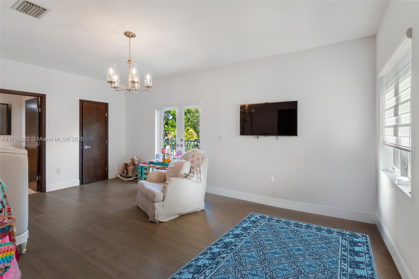 CORAL GABLES GRANADA SEC - Residential