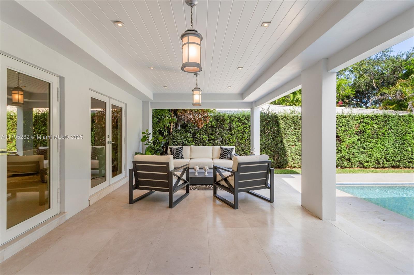 CORAL GABLES GRANADA SEC - Residential