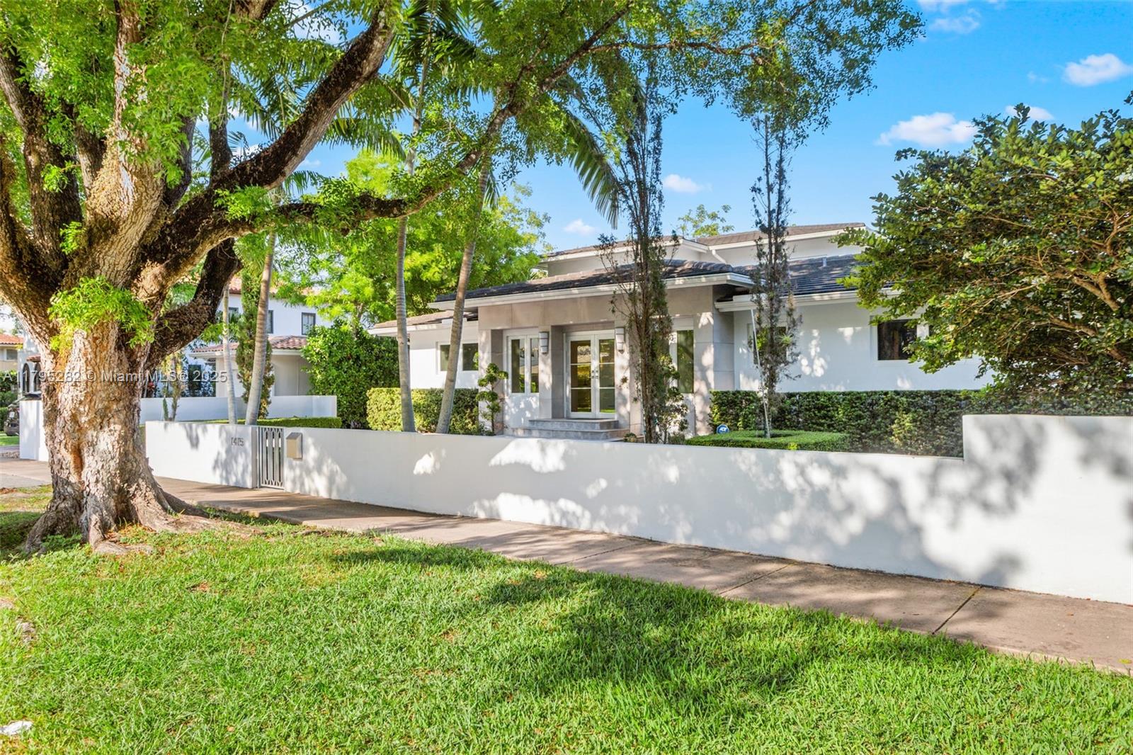 CORAL GABLES GRANADA SEC - Residential