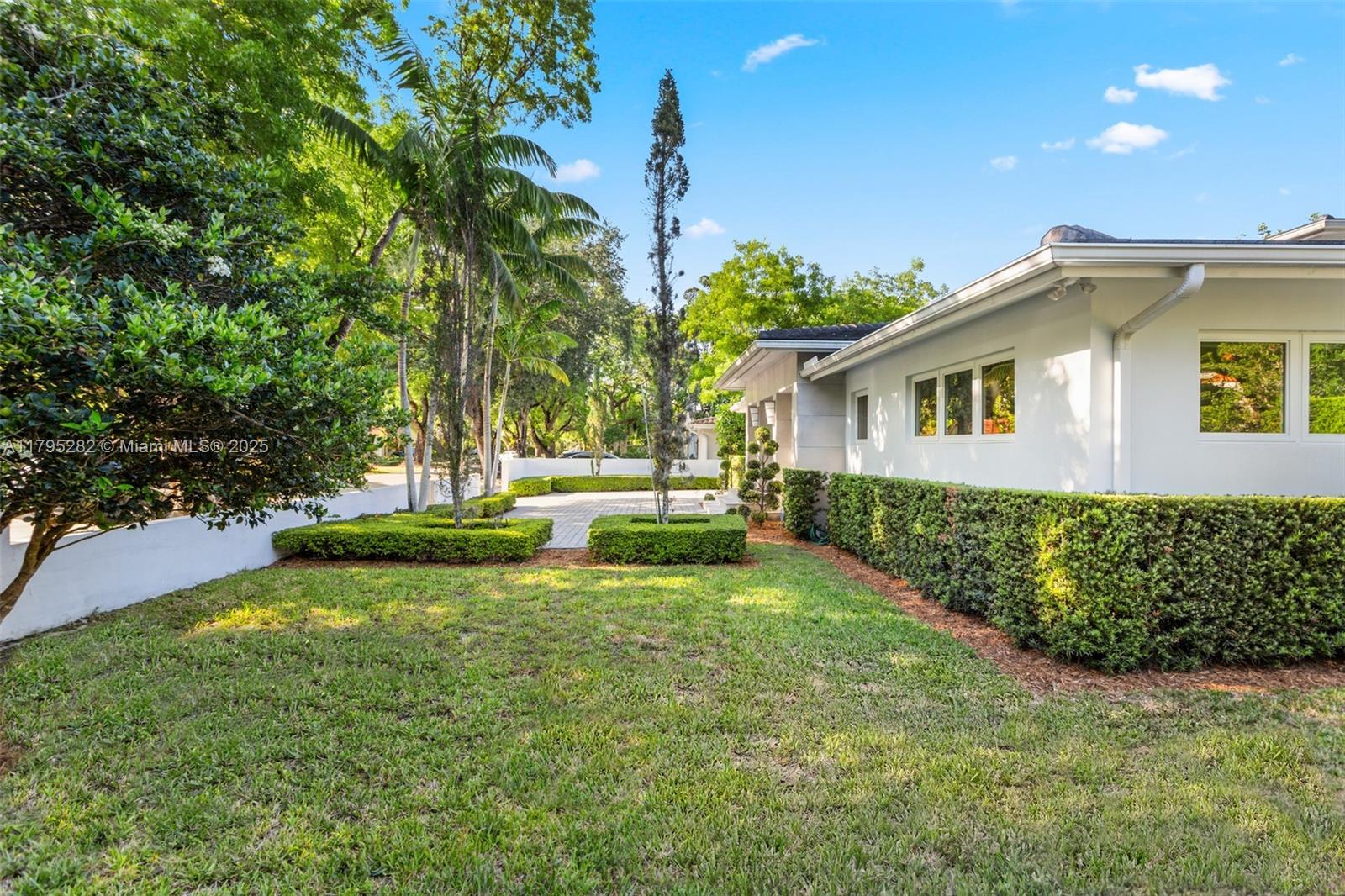 CORAL GABLES GRANADA SEC - Residential