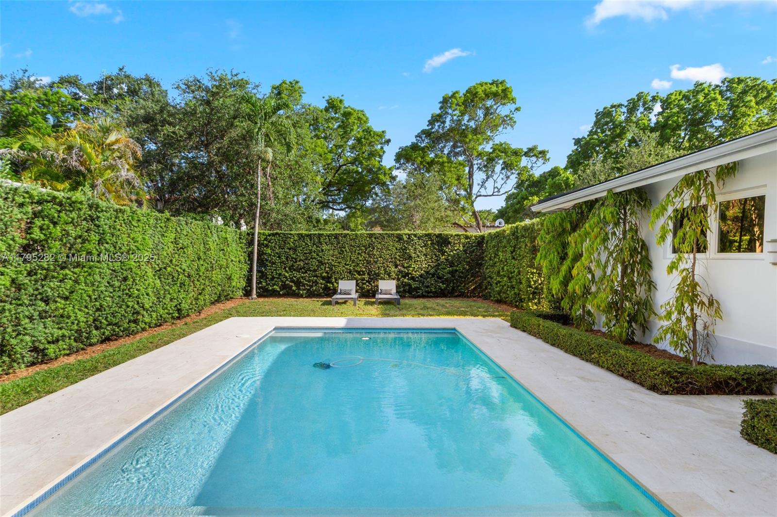 CORAL GABLES GRANADA SEC - Residential