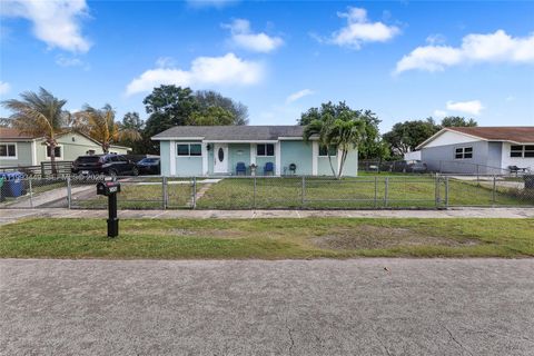 Photo of 14501 SW 297th St, Homestead, FL 33033 (MLS # A11993449)