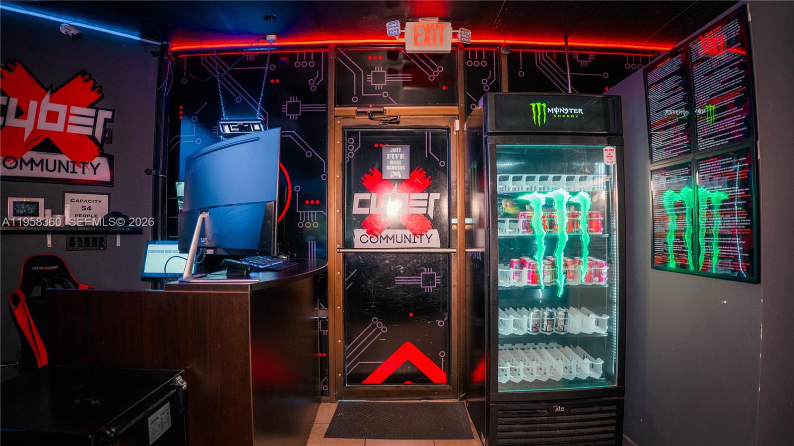 8600 W State Road 84