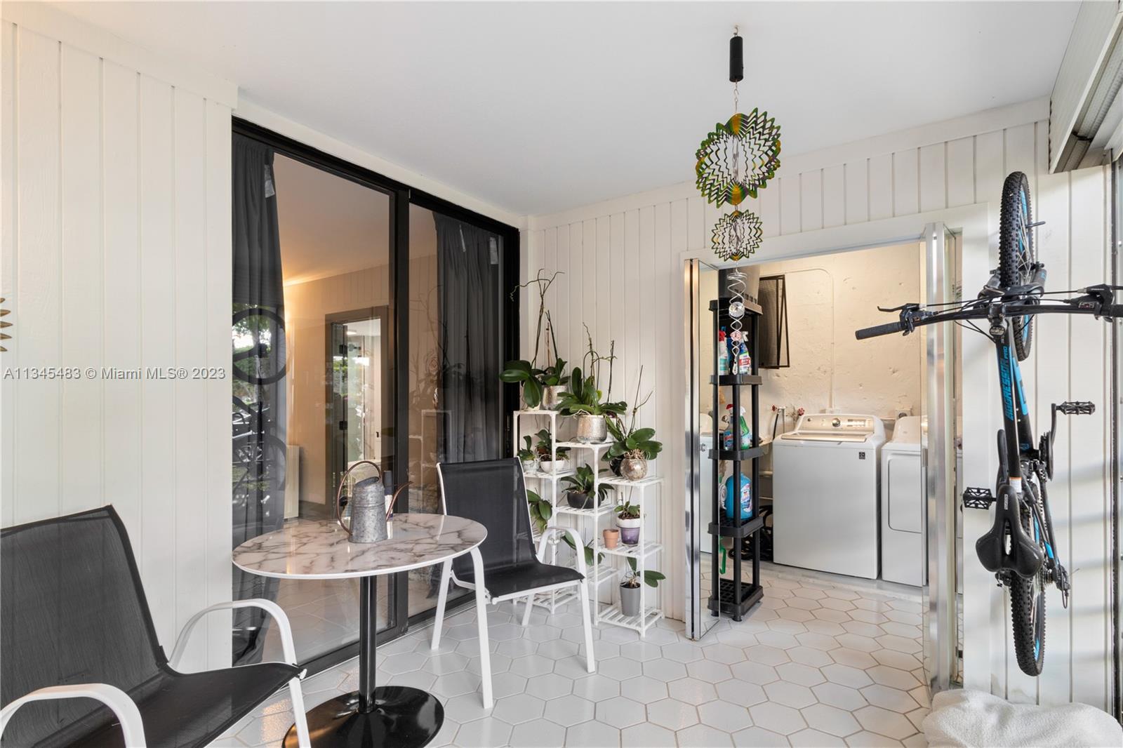 VILLA DORADA CONDO NO 2 - Residential