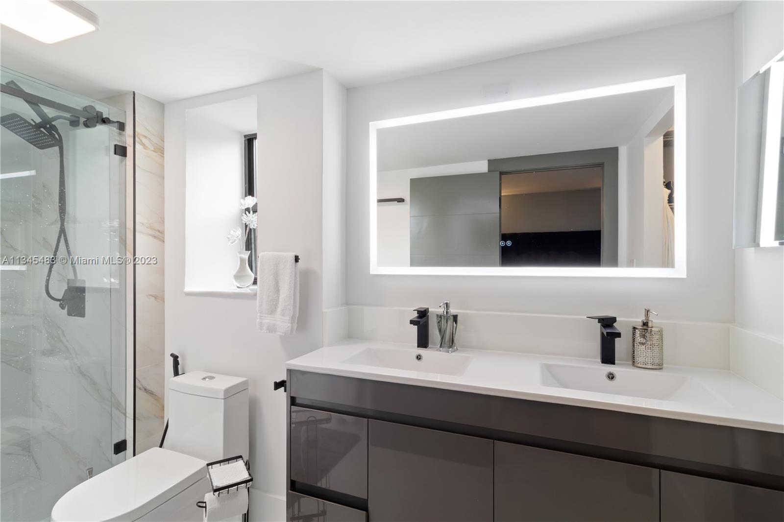 VILLA DORADA CONDO NO 2 - Residential