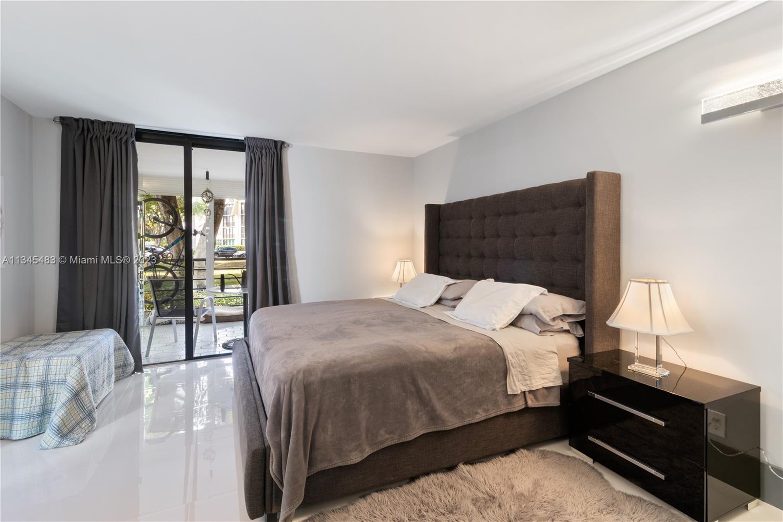 VILLA DORADA CONDO NO 2 - Residential