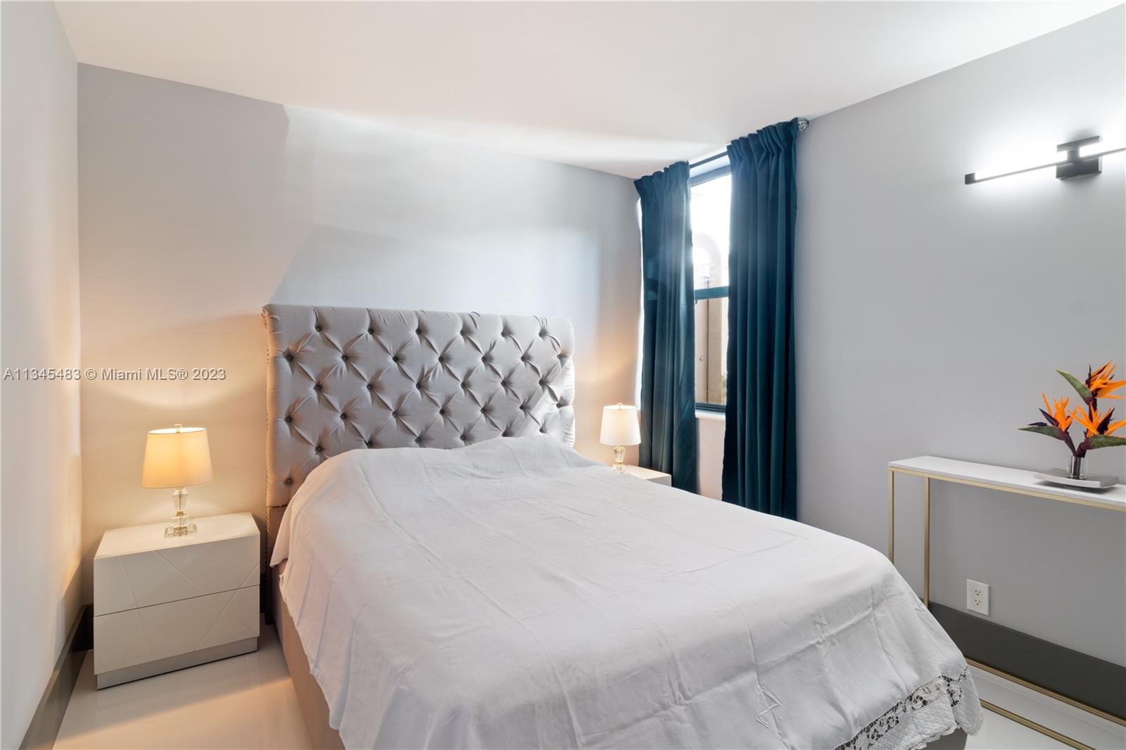 VILLA DORADA CONDO NO 2 - Residential