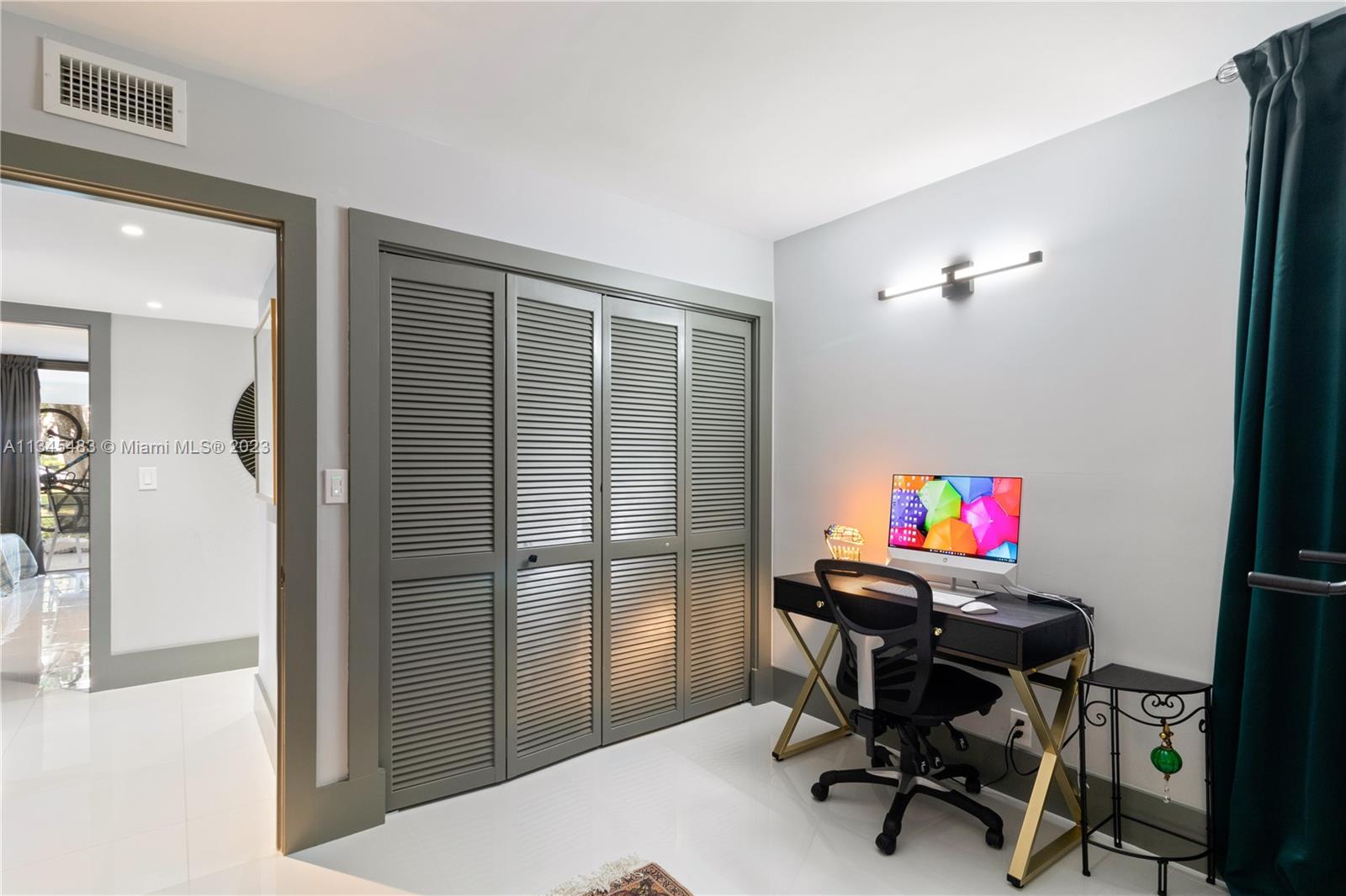 VILLA DORADA CONDO NO 2 - Residential