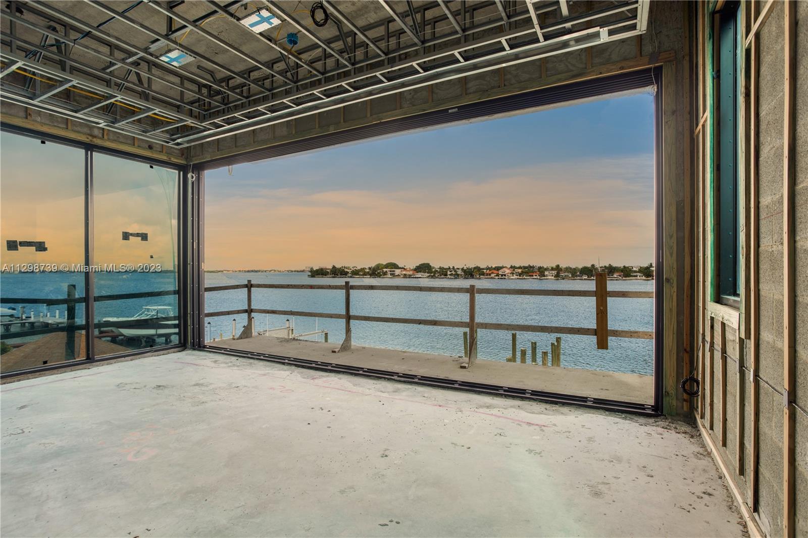 BISCAYNE POINT - Residential