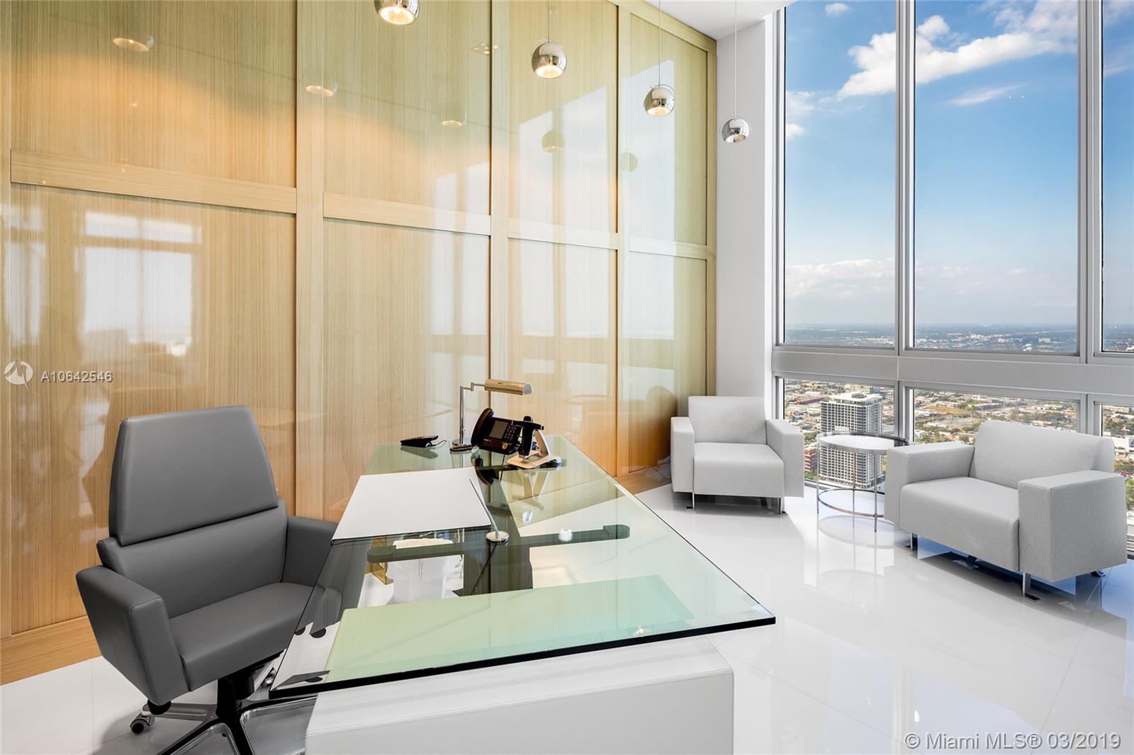 MARQUIS CONDO - Residential