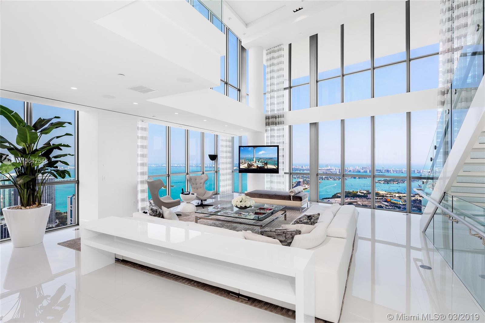 MARQUIS CONDO - Residential