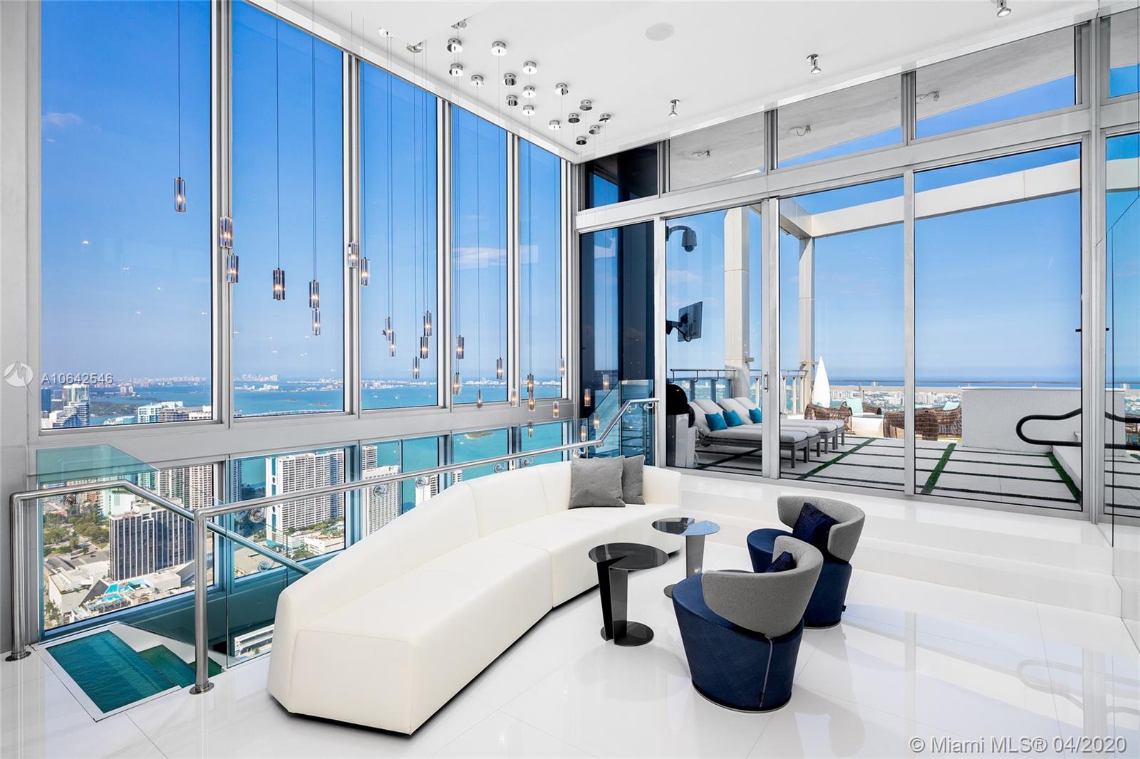 MARQUIS CONDO - Residential