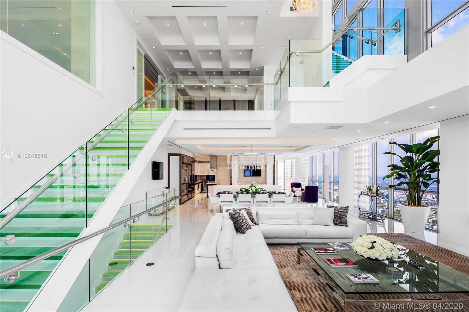 MARQUIS CONDO - Residential