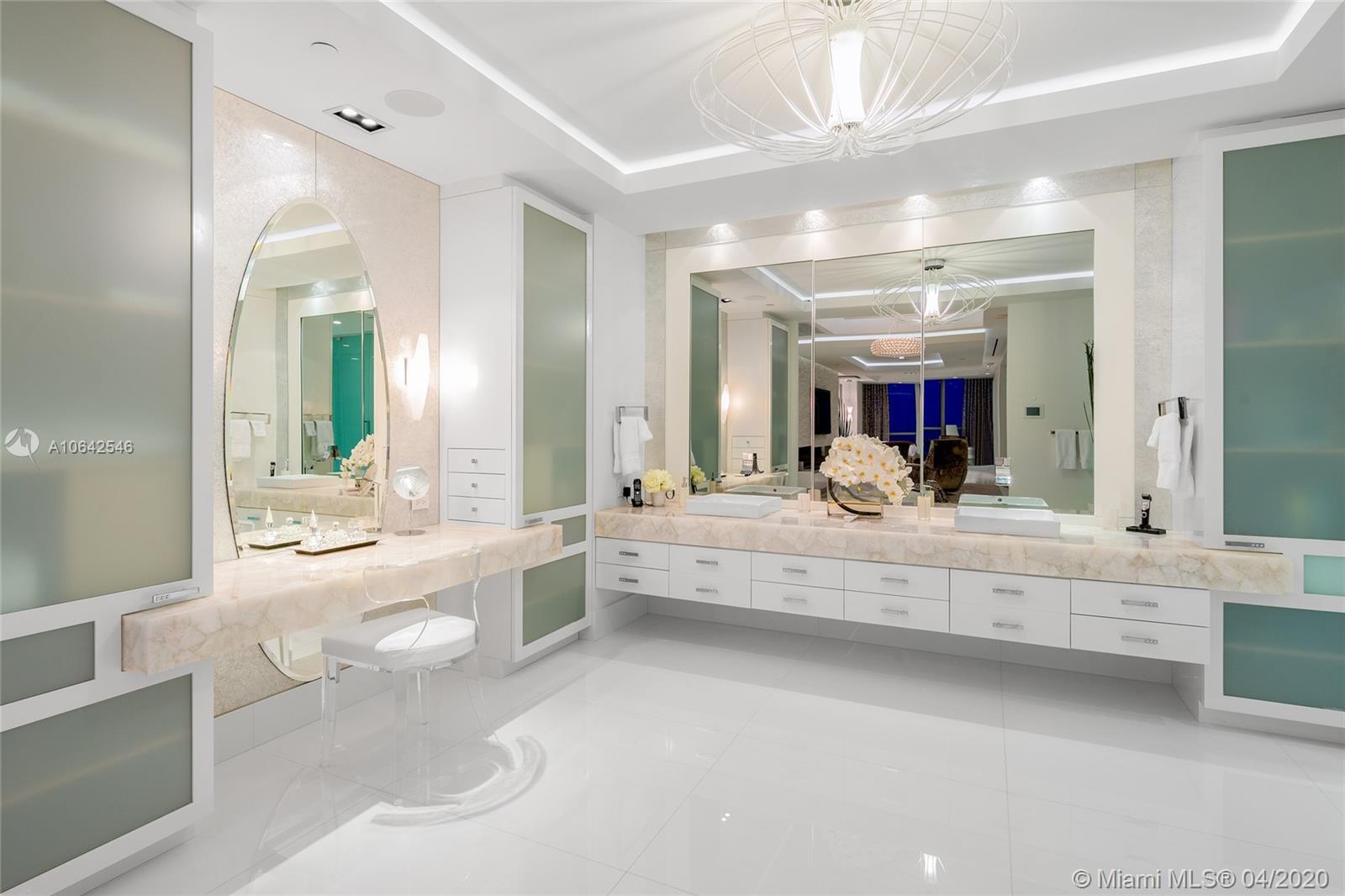 MARQUIS CONDO - Residential