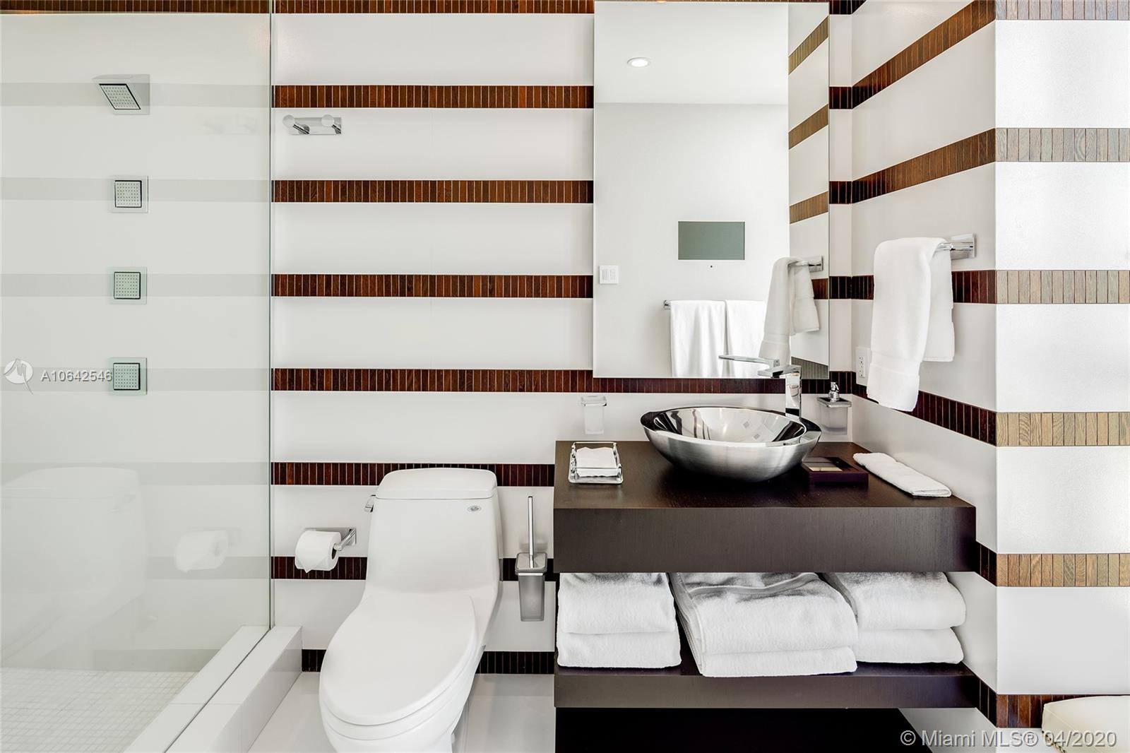 MARQUIS CONDO - Residential