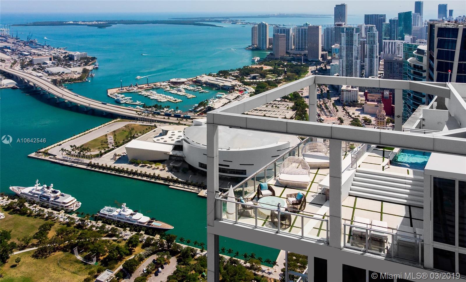 MARQUIS CONDO - Residential