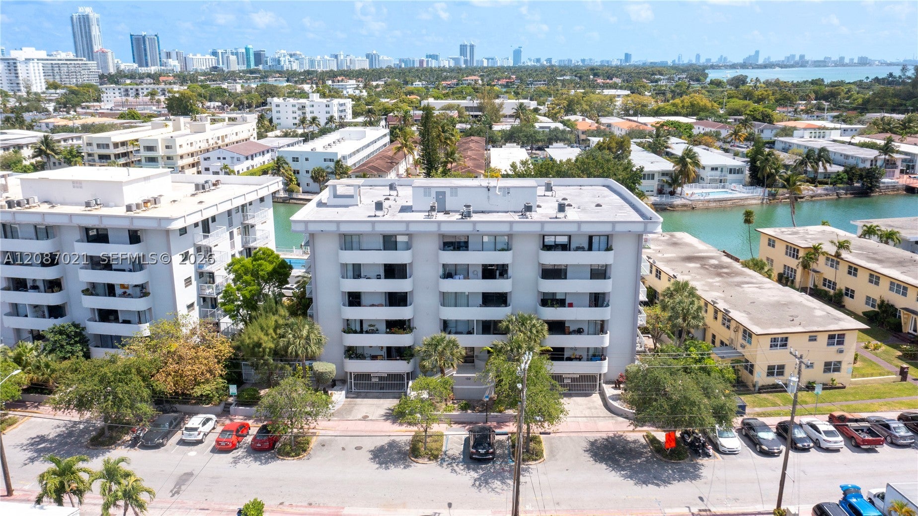 130 S Shore Dr 2F