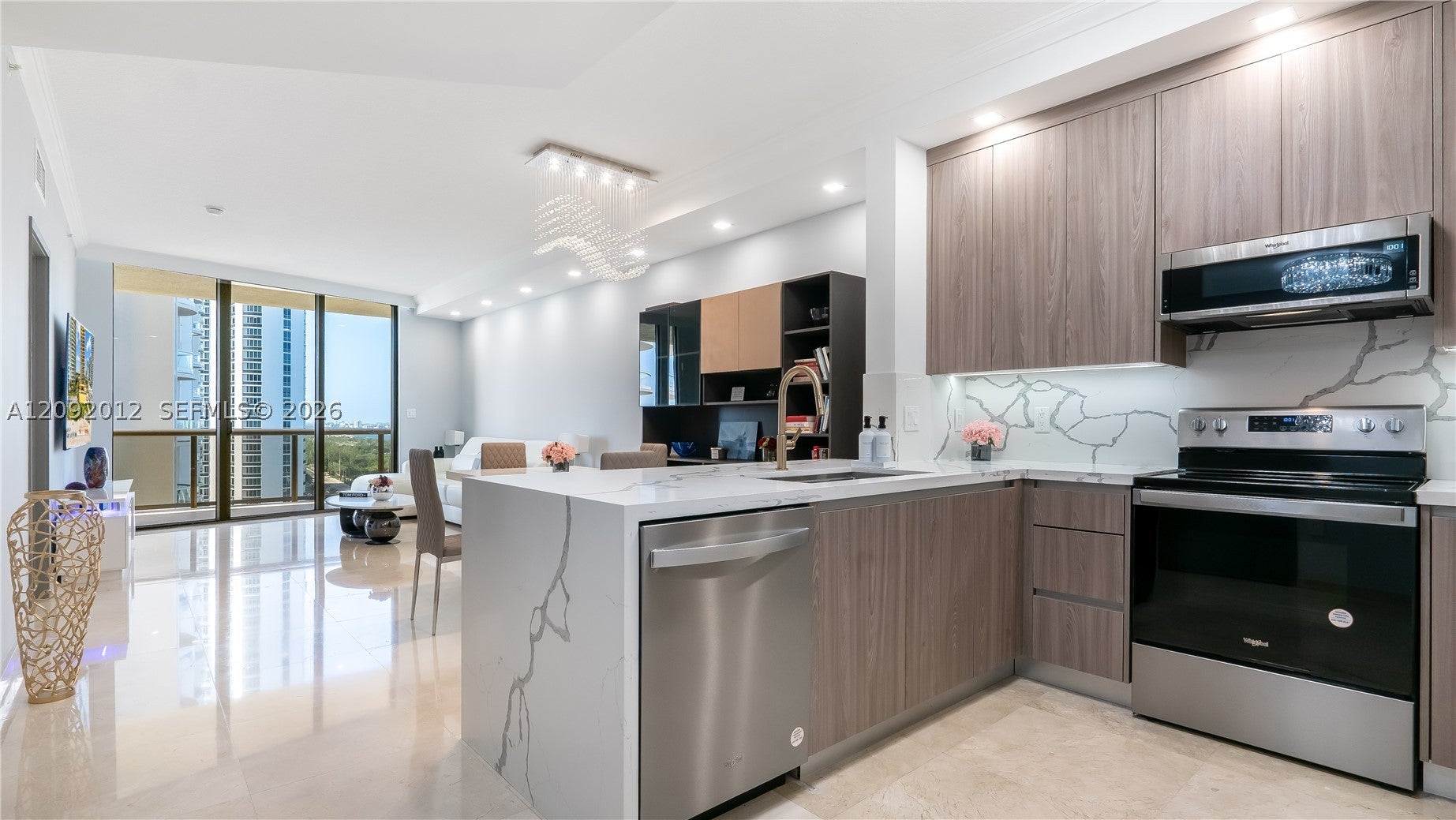 16275 Collins Ave 1503