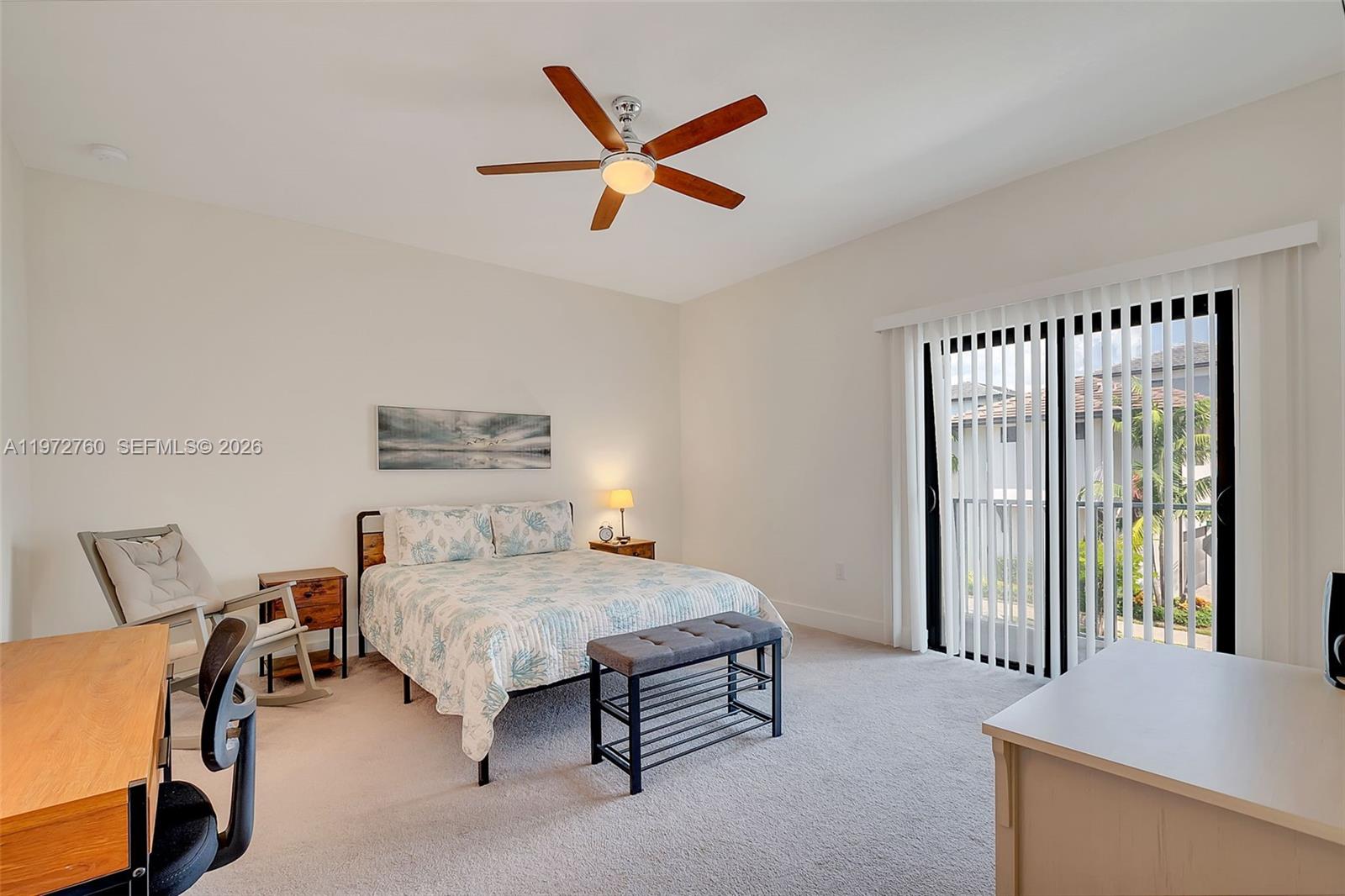 DOWNTOWN DORAL SOUTH PHAS - Residential