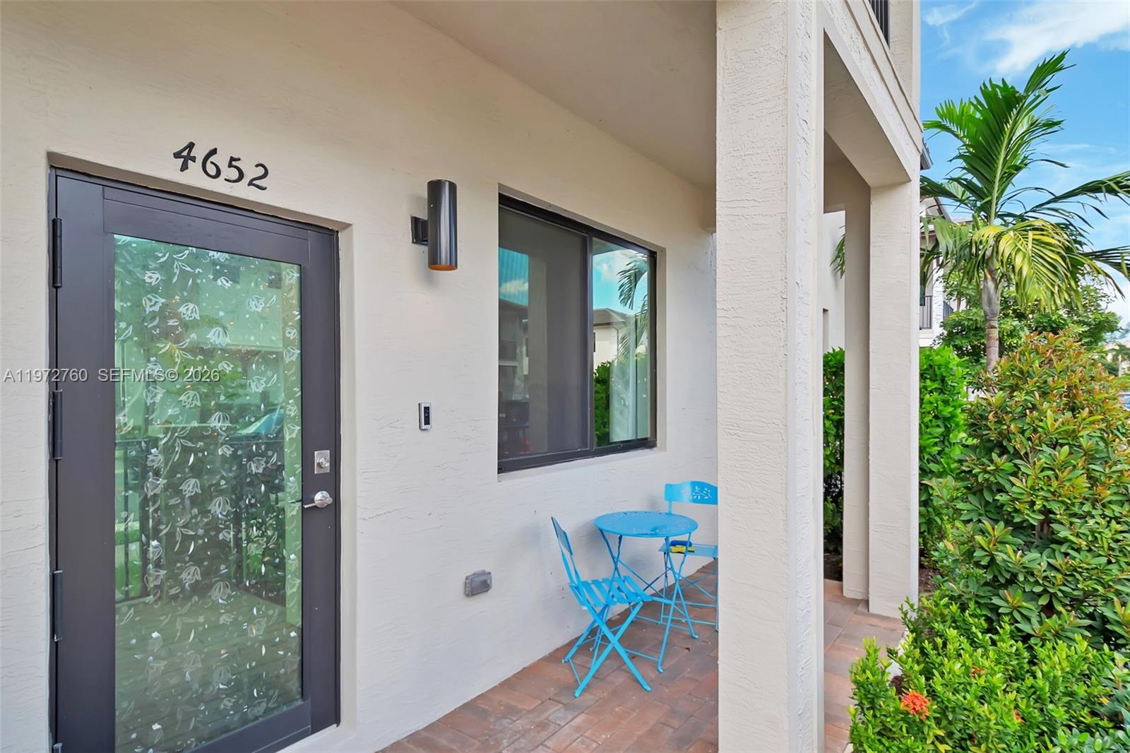 DOWNTOWN DORAL SOUTH PHAS - Residential