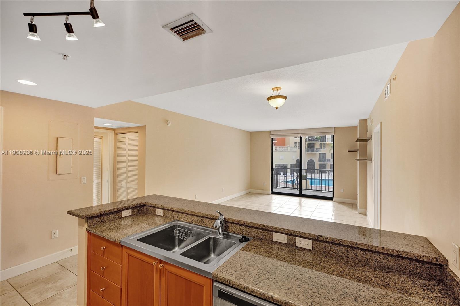 55 MERRICK CONDO - Residential