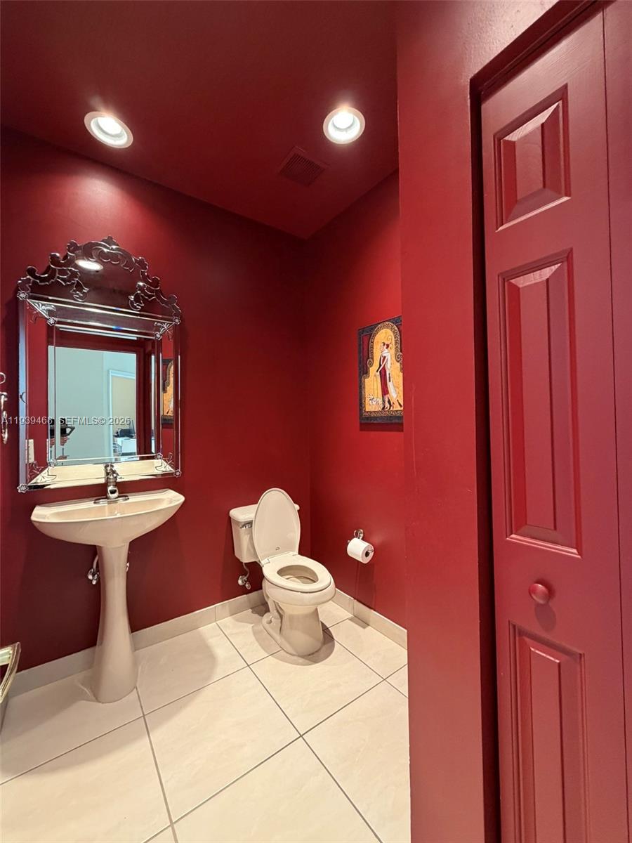 VIZCAYA 4 - Residential