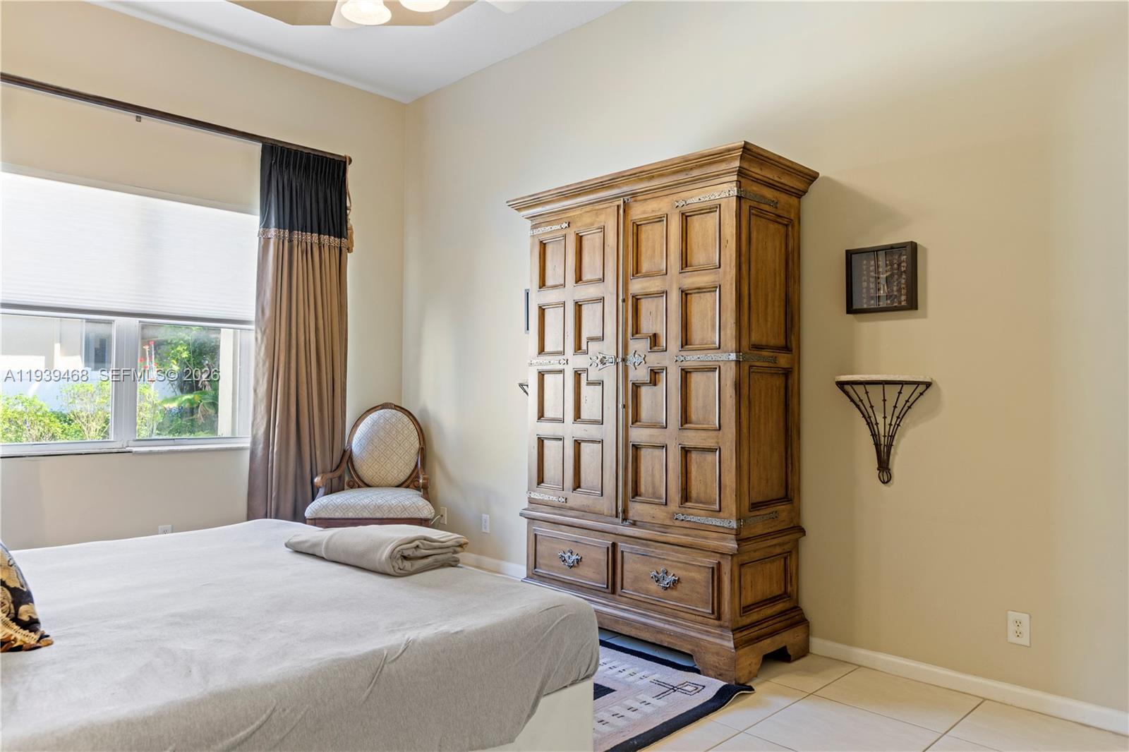 VIZCAYA 4 - Residential