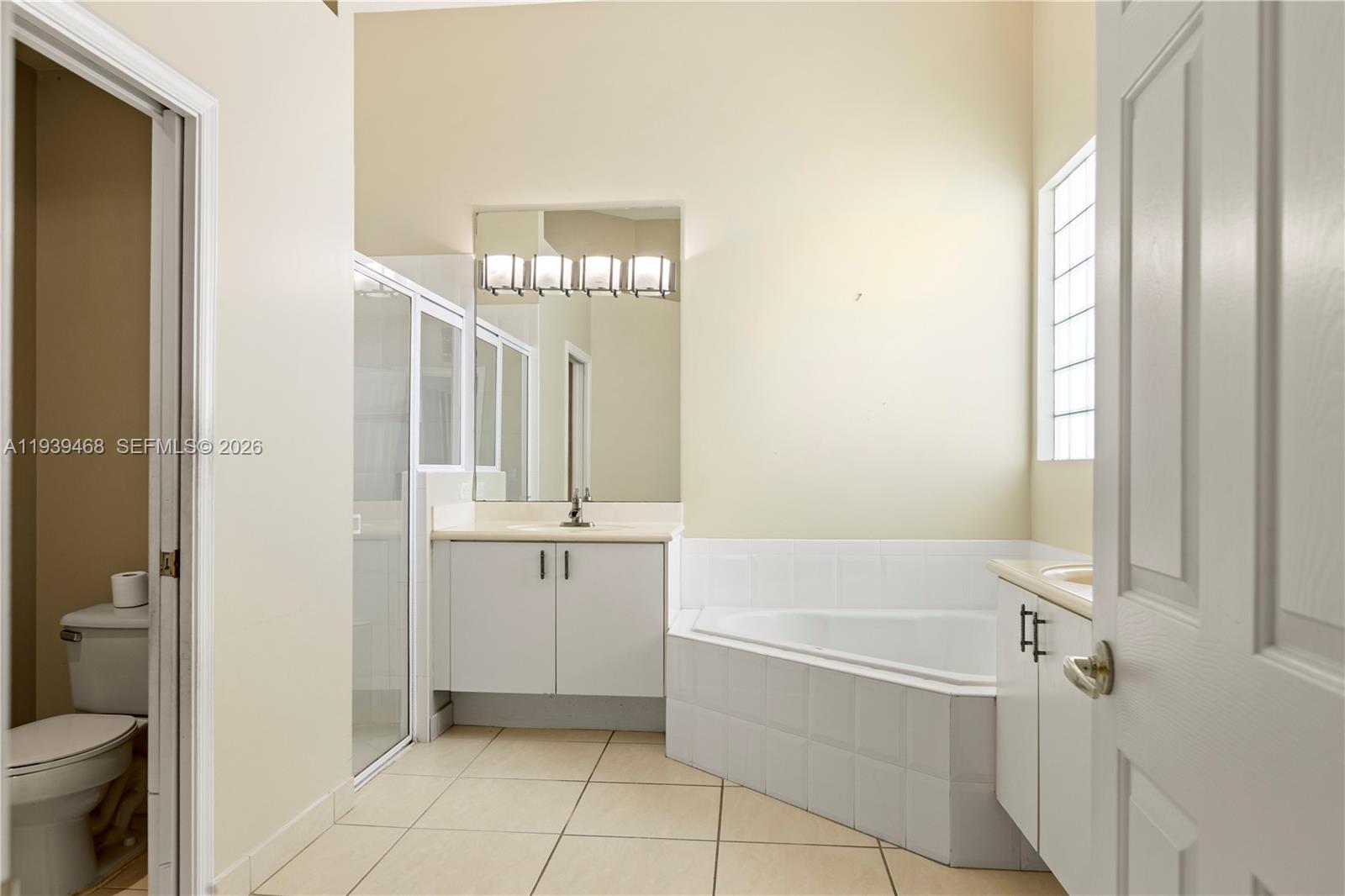 VIZCAYA 4 - Residential