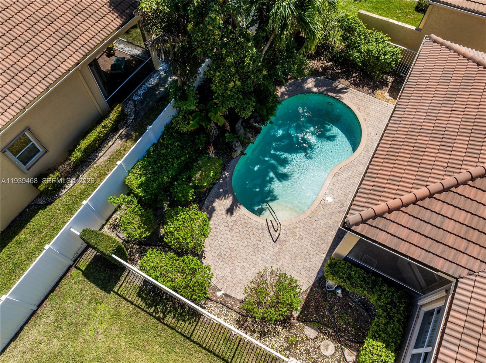 VIZCAYA 4 - Residential