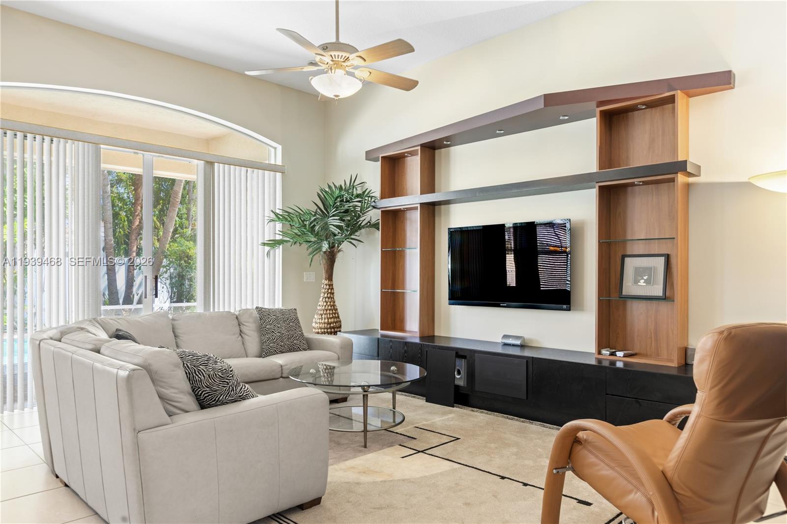 VIZCAYA 4 - Residential