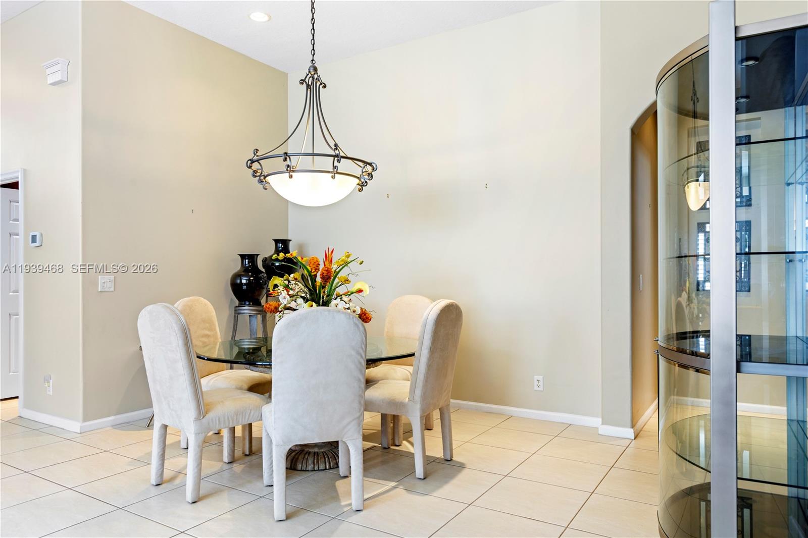 VIZCAYA 4 - Residential