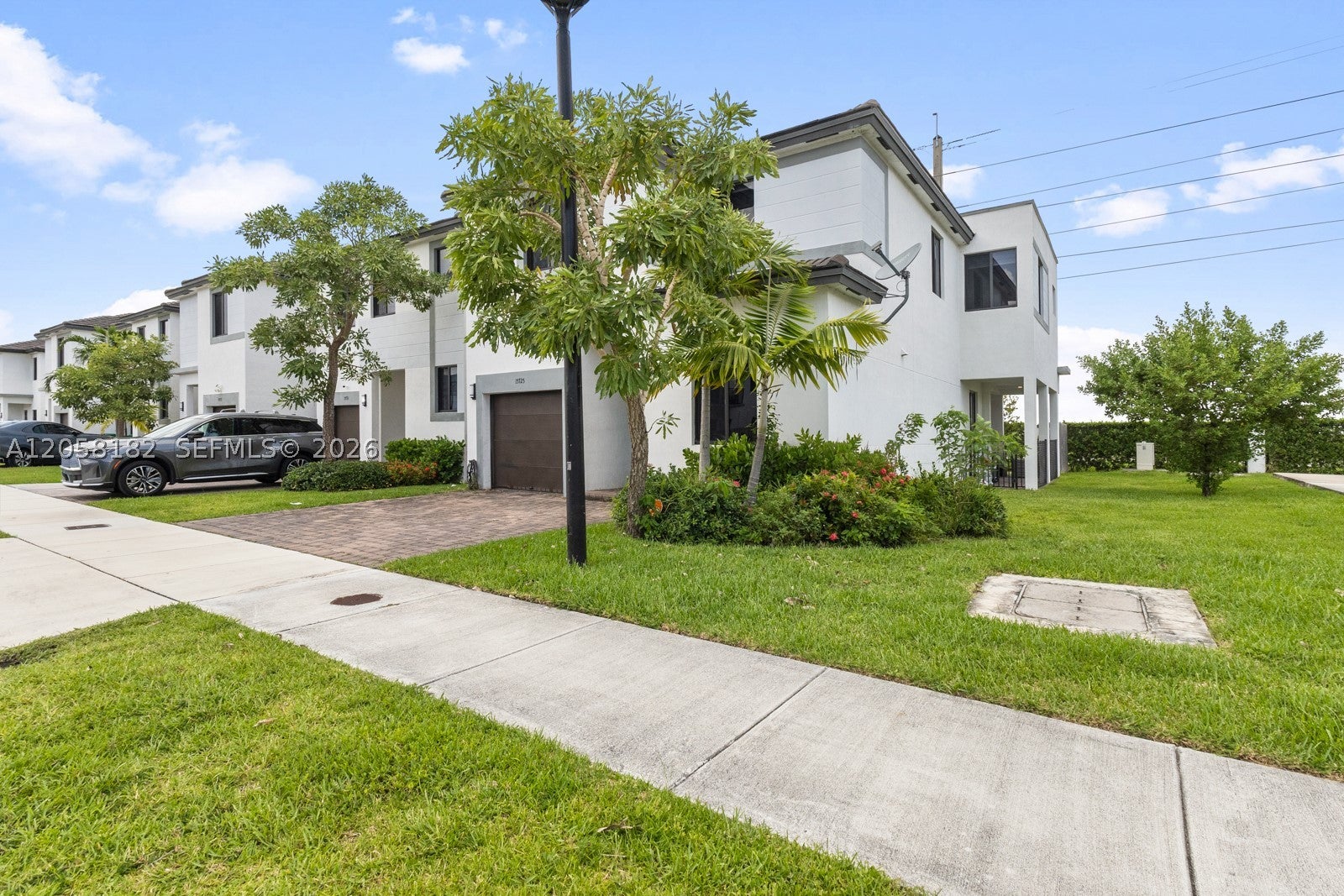 15725 SW 136th Ter, Miami FL 33196