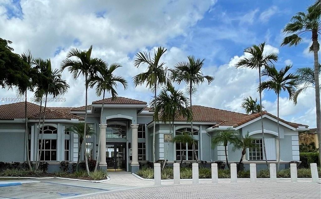 Photo of 9640 NW 2 St #5106, Pembroke Pines, FL 33024 (MLS # A11990267)