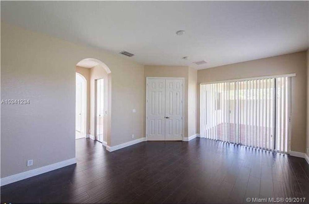 HERON BAY CENTRAL - Residential Lease