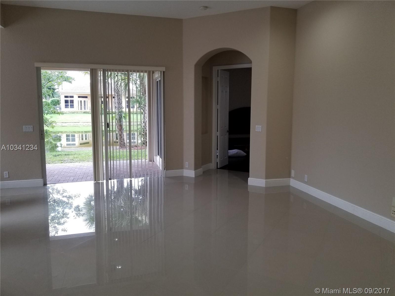 HERON BAY CENTRAL - Residential Lease