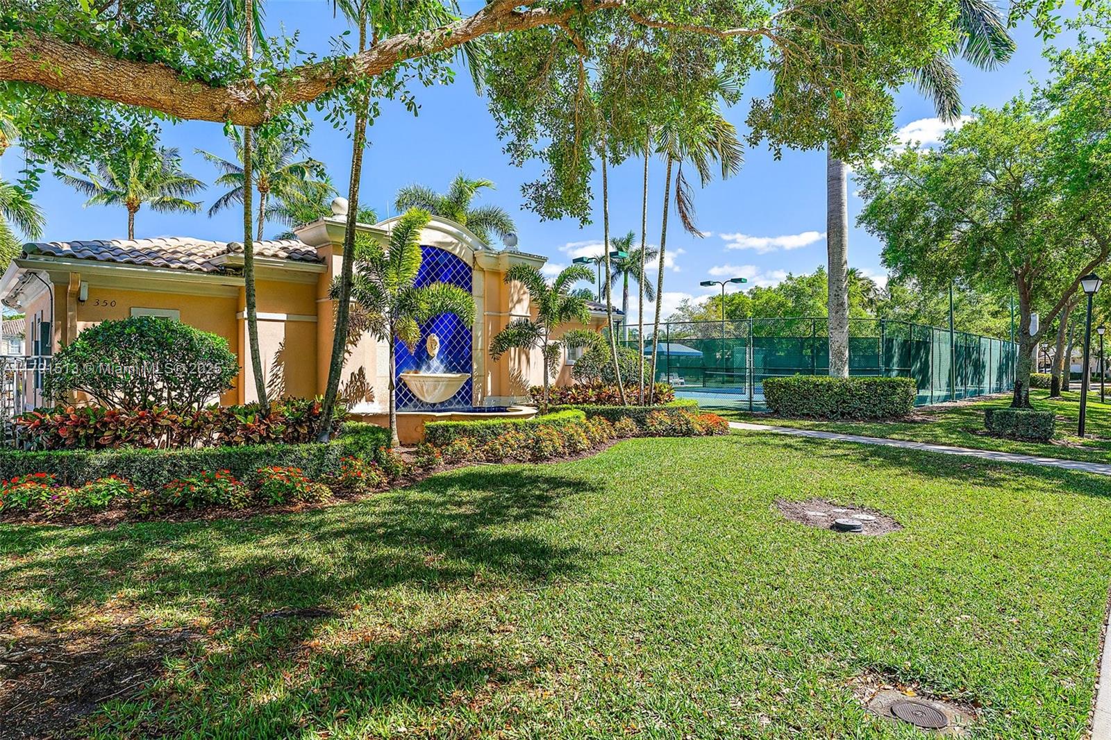 223 Fortuna Dr