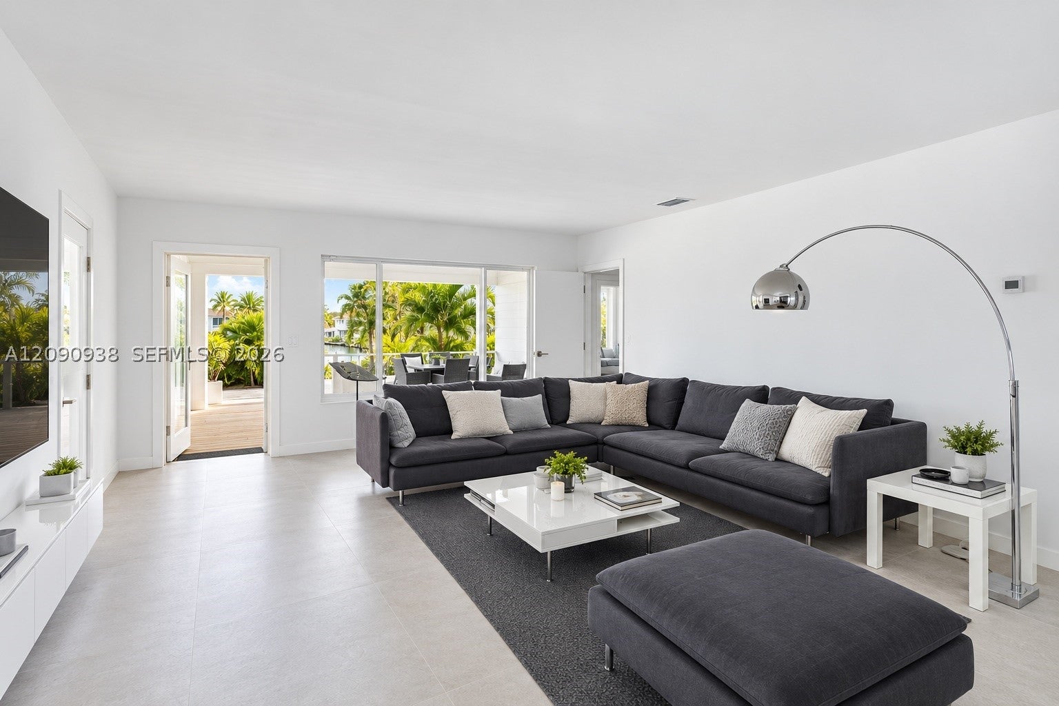 661 86th St, Miami Beach, FL, 33141/$4,700,000 3 661 86th St