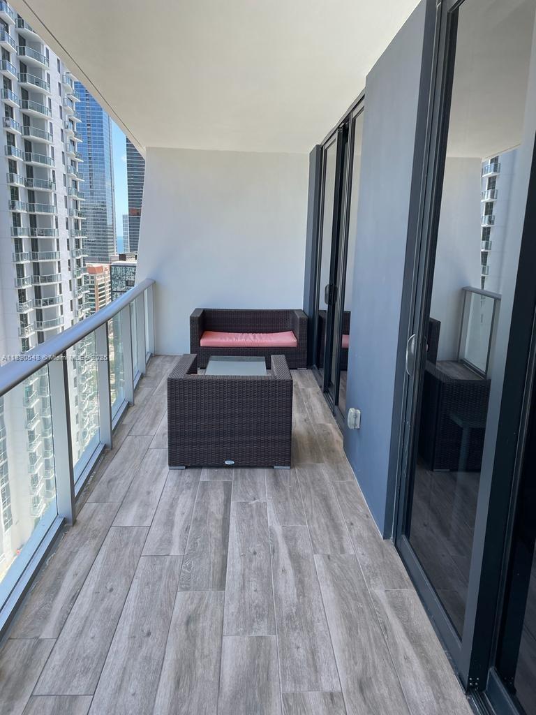1010 BRICKELL CONDO - Residential Lease
