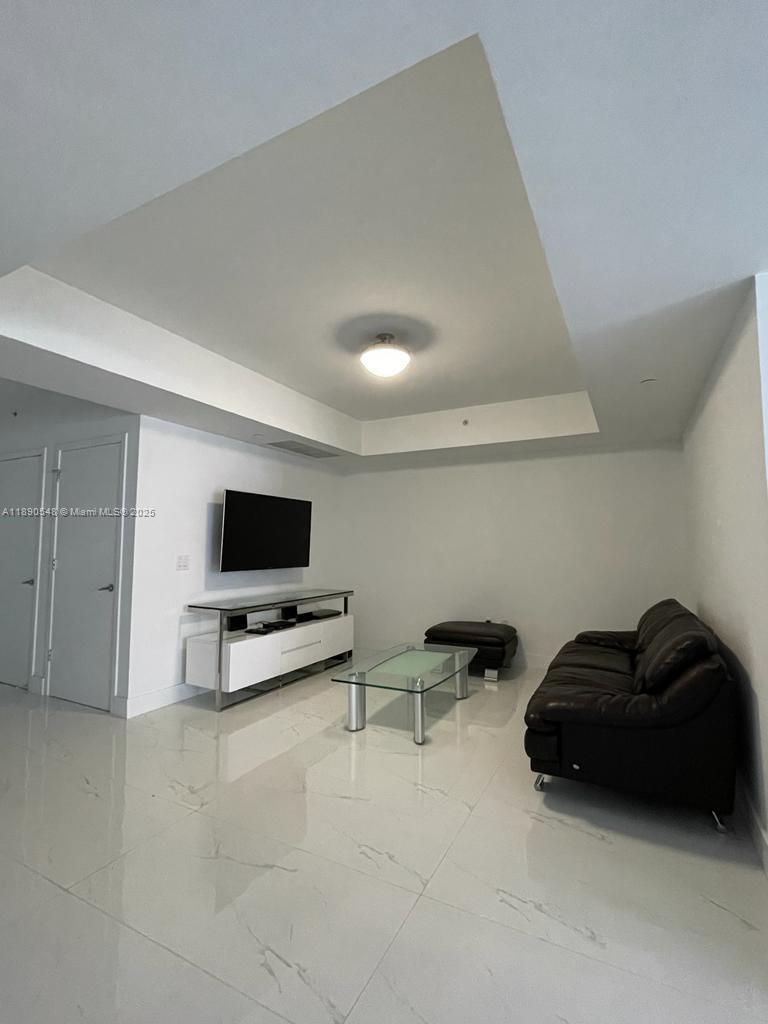 1010 BRICKELL CONDO - Residential Lease