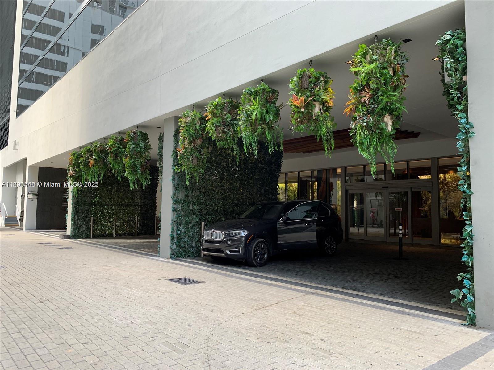 1010 BRICKELL CONDO - Residential Lease