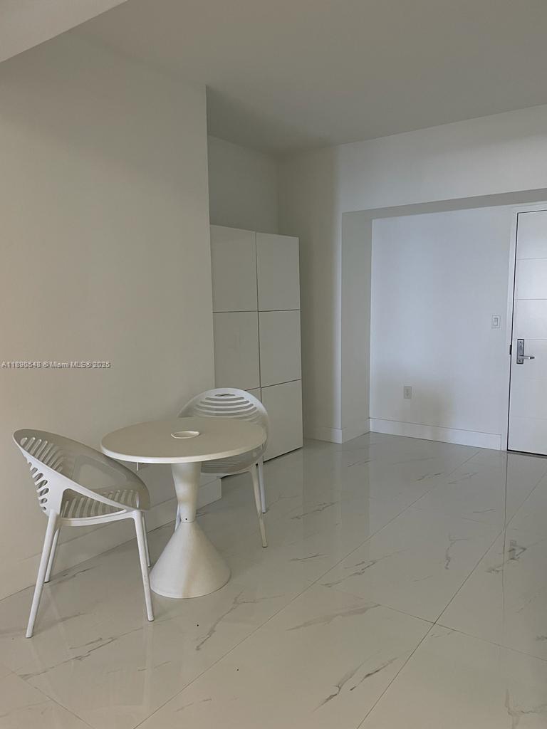 1010 BRICKELL CONDO - Residential Lease