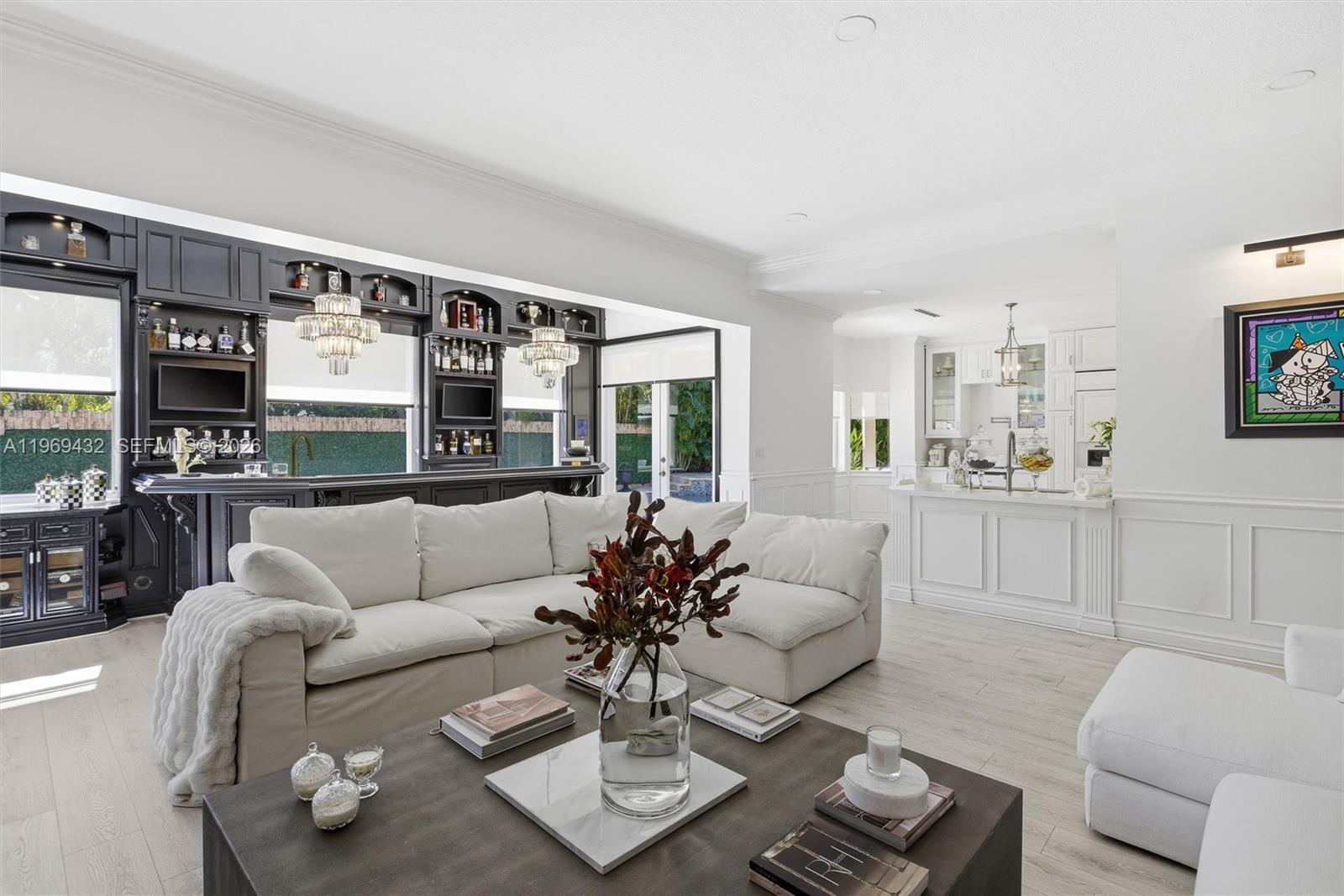 DORAL ESTATES - Residential