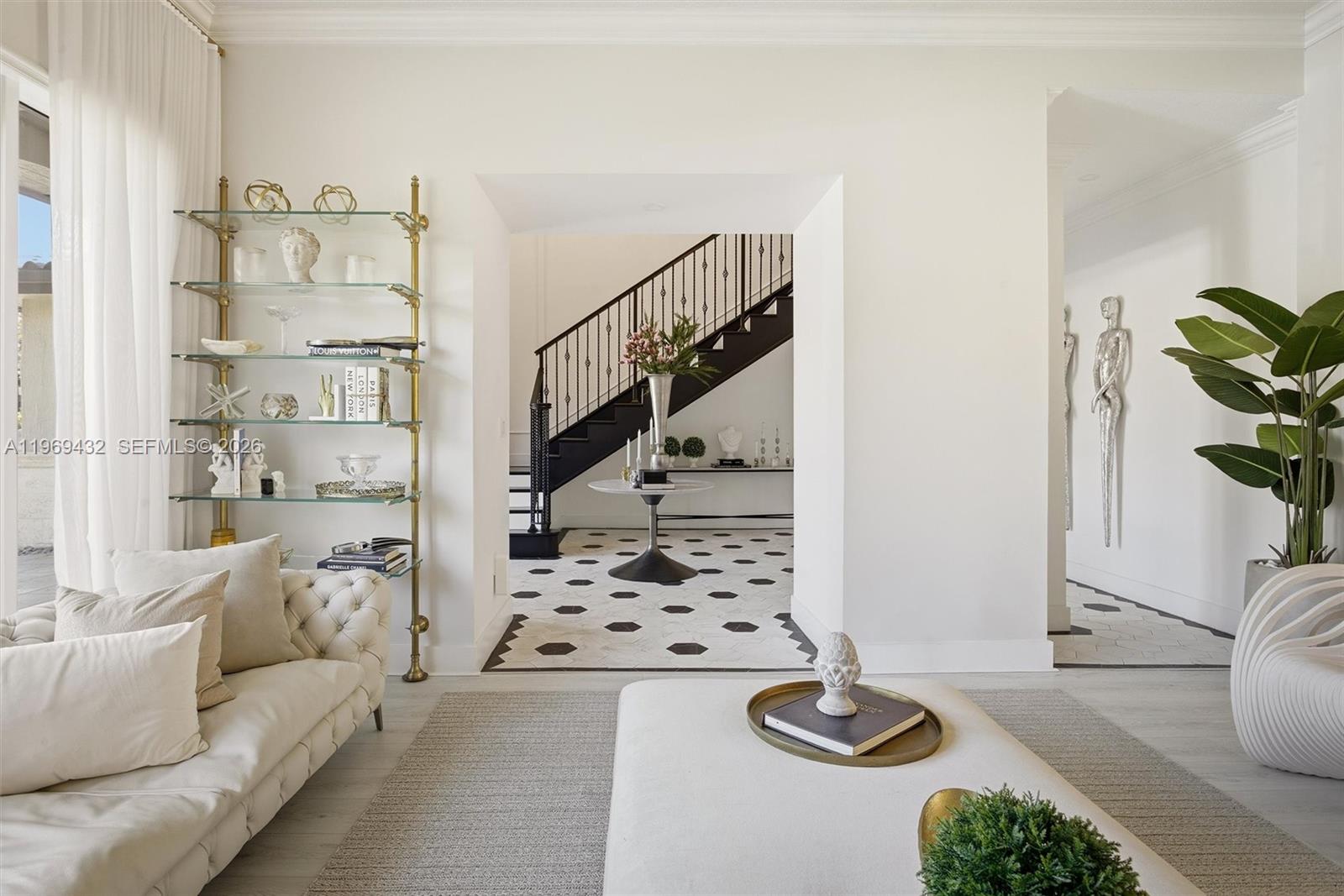 DORAL ESTATES - Residential