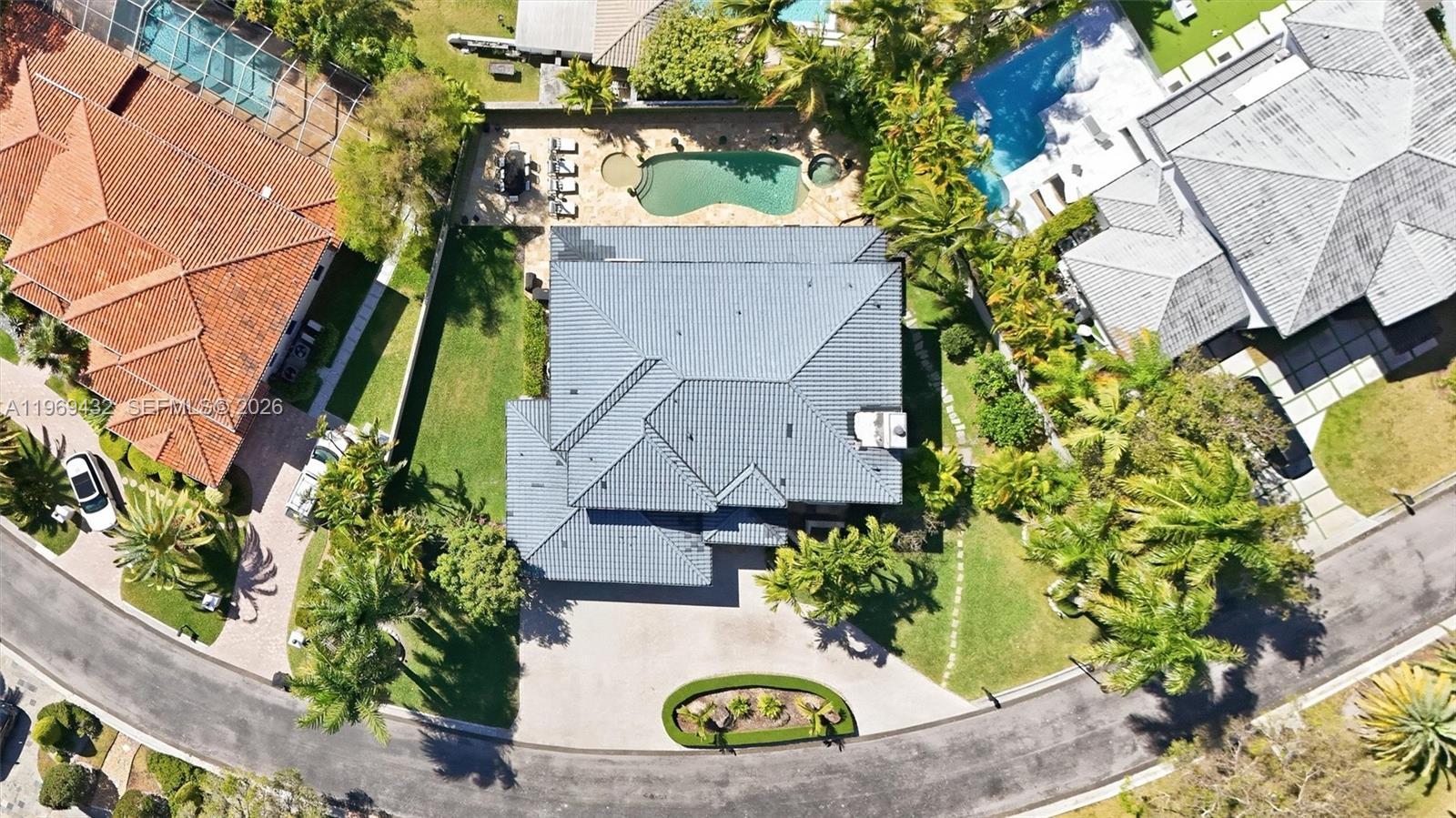 DORAL ESTATES - Residential