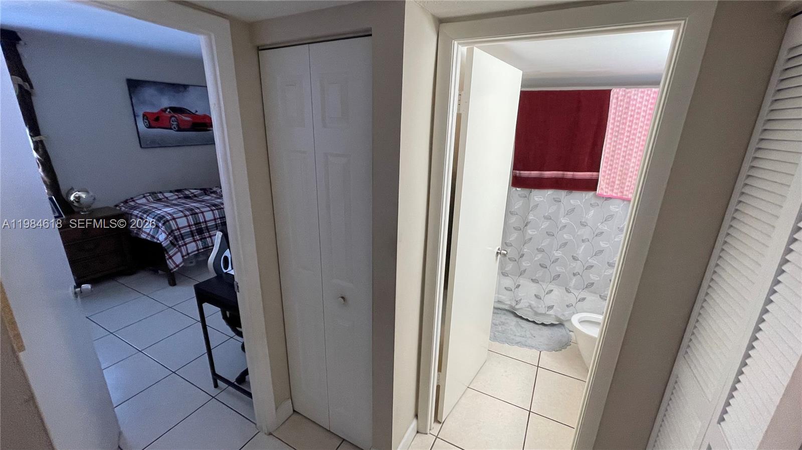 CAMBRIDGE CONDO - Residential