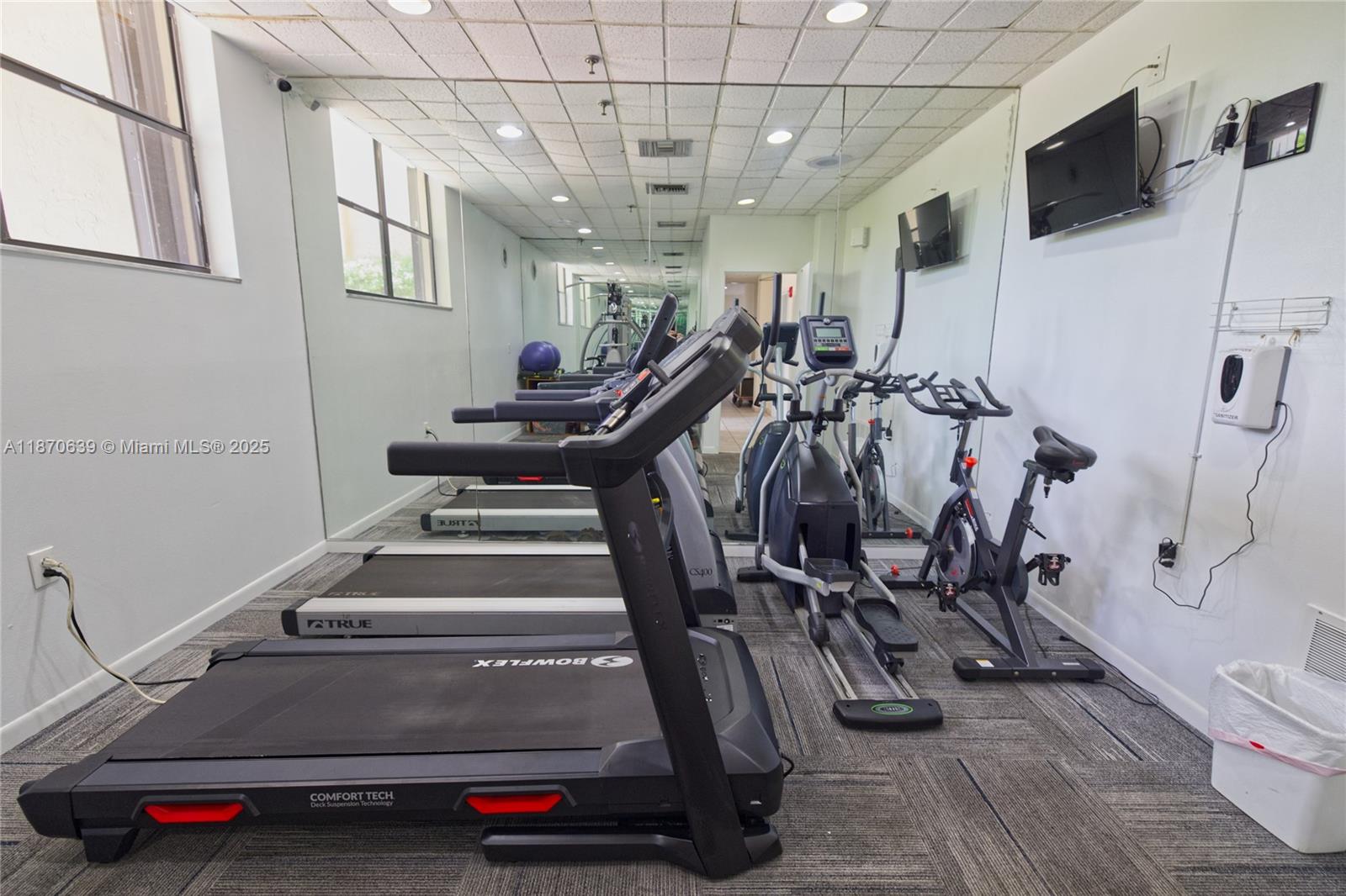 CHANTILLY CONDO - Residential