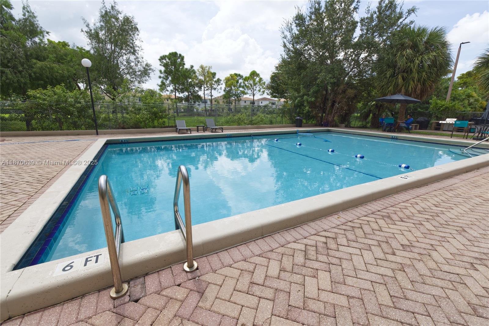 CHANTILLY CONDO - Residential