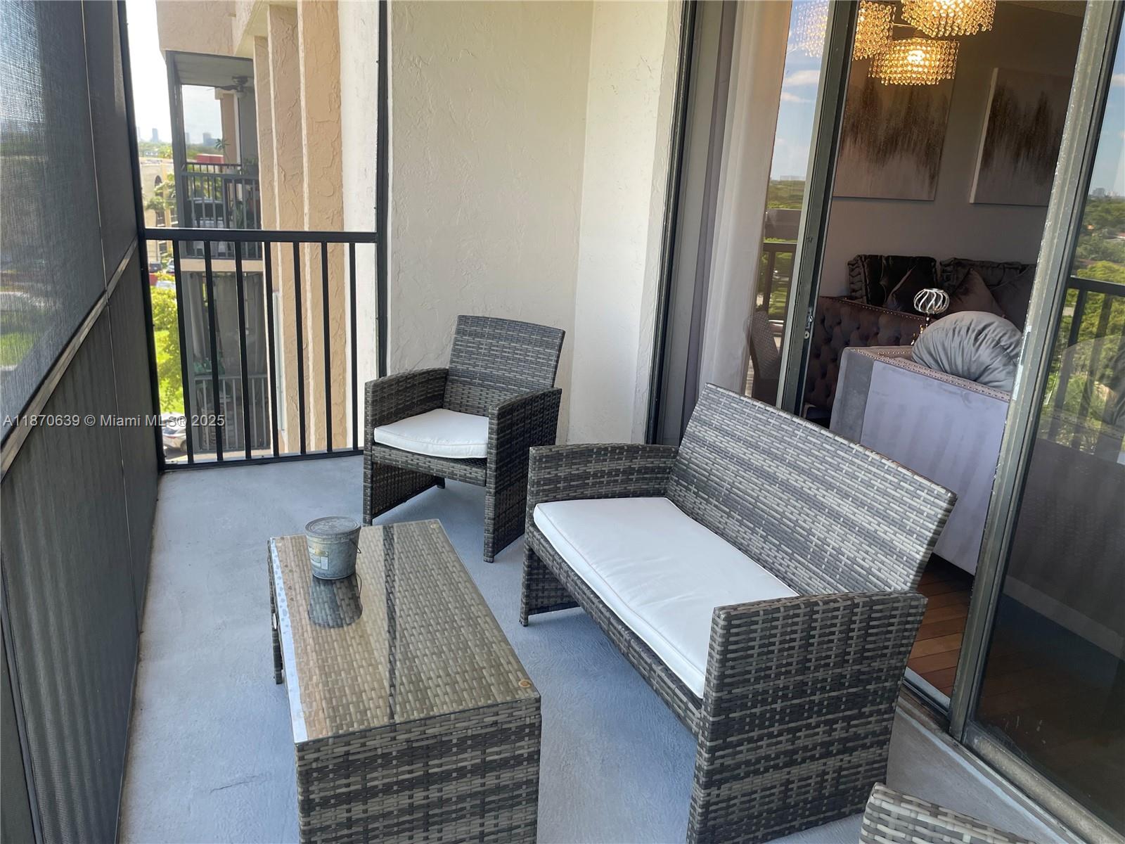 CHANTILLY CONDO - Residential